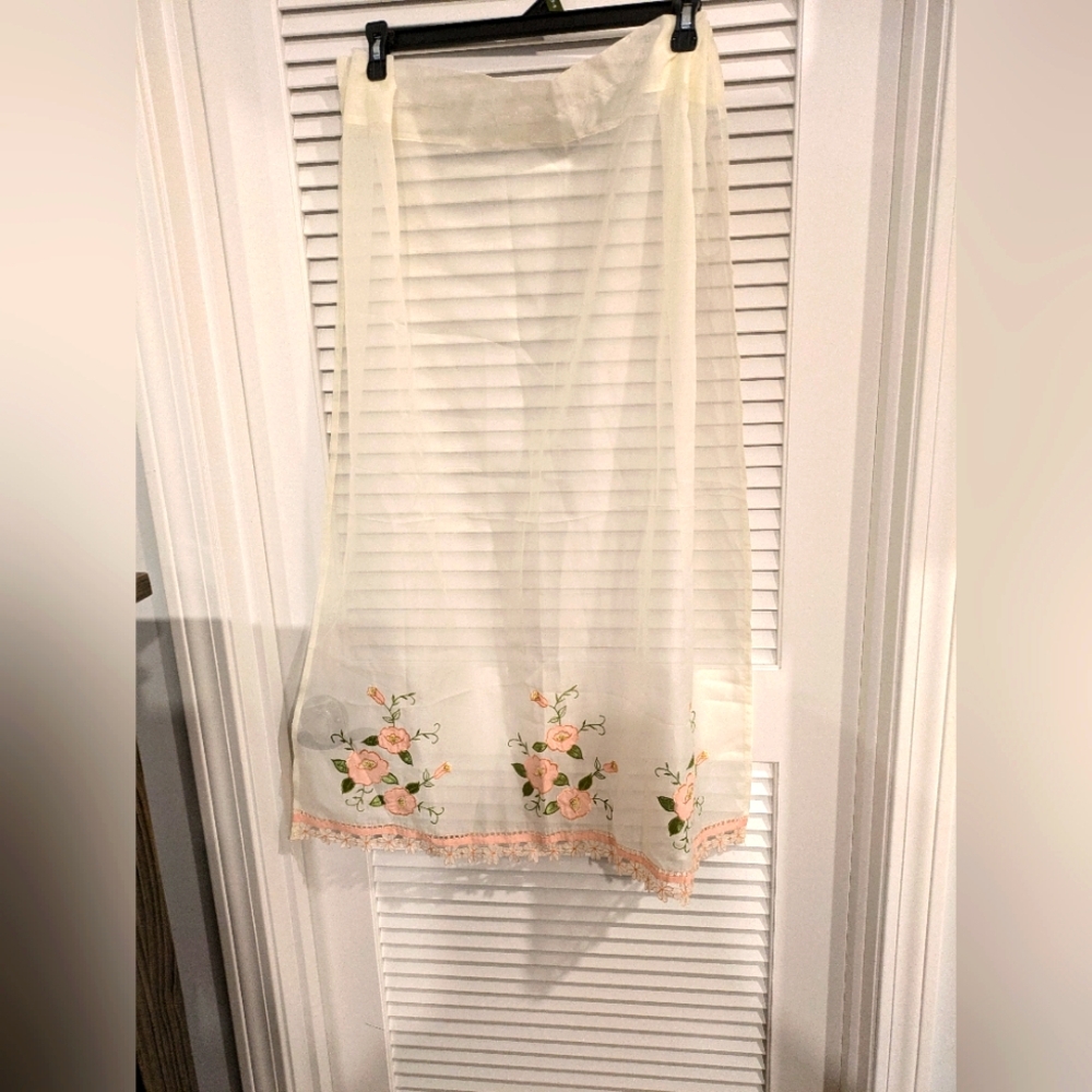 Floral Embroidered Cream and Pink Flowers with Green Leaf Windows Curtains set 2